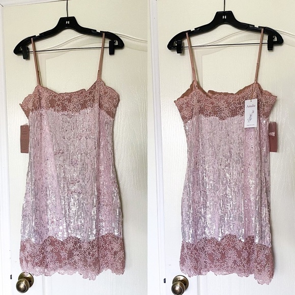 BHLDN Dress Audrey Adele Sequin Mini Shift Beaded Bridal Pink M NWT - Picture 2 of 12